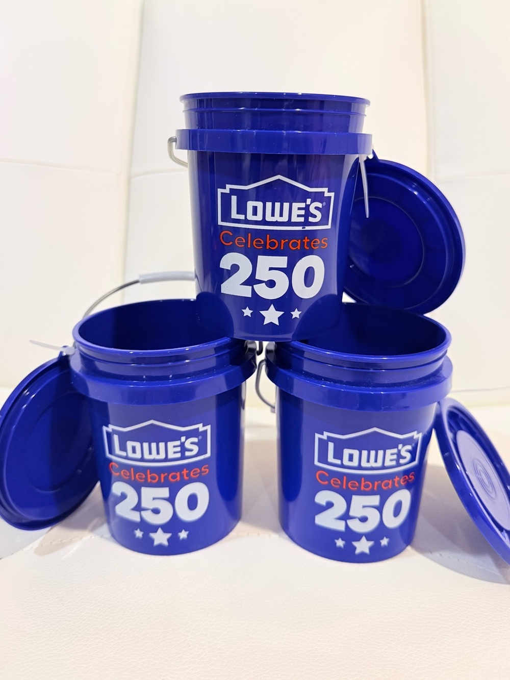 Lowe's Americana 0.4-quart Bucket 3x